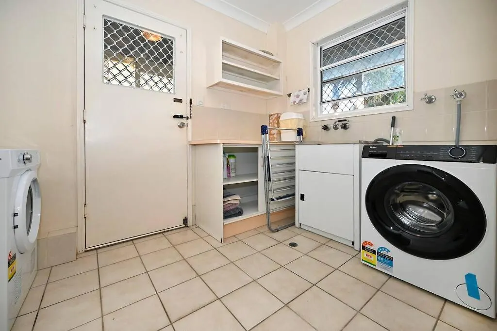Holiday home Groovy Beach Bungalow Caloundra Australia