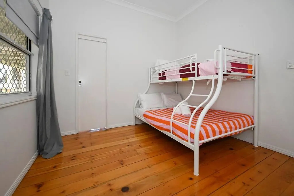 Groovy Beach Bungalow Caloundra Holiday home